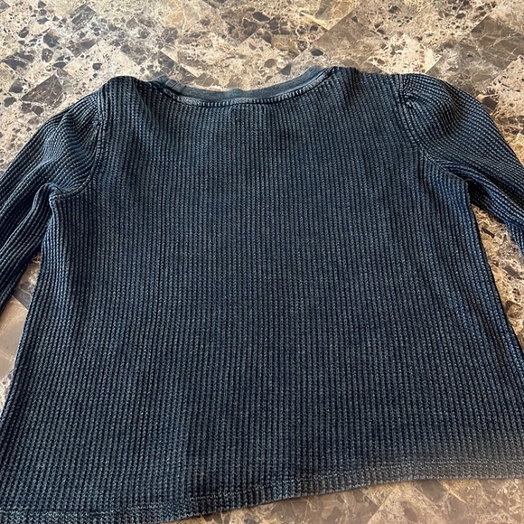 True Craft Washed Black to the Cabin Top - Picture 5 of 6